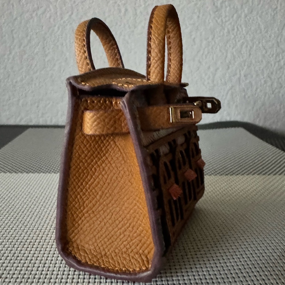 Gold Faubourg House Mini Bag Charm - Picture 6 of 7